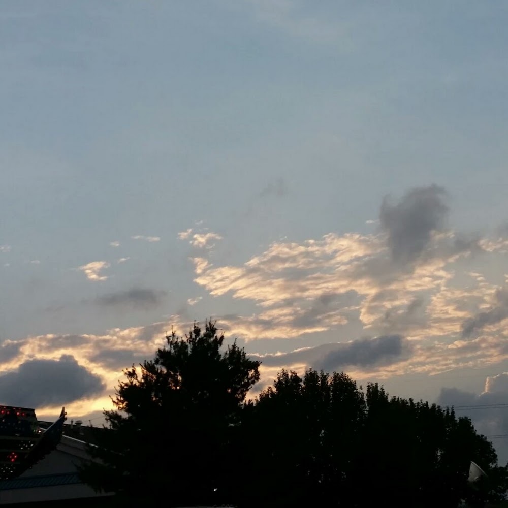 Meet your Posher, Monet